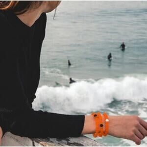 Lokai Bracelet Size Large NWT Orange with Black Bead Nami Collaboration